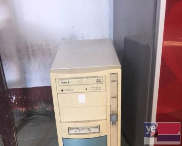 出售电脑主机一台