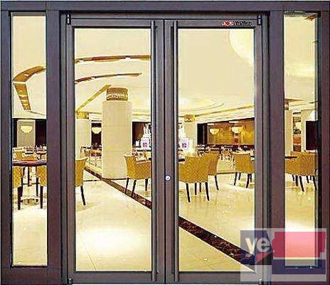 天津红桥区玻璃安装更换,玻璃门安装维修,为您服务