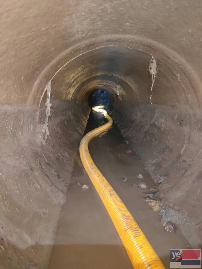 阿勒泰市政管道清淤潜水封堵