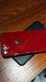 低价出售自用苹果8P红色限量64G