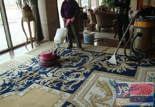 河源紫金专业上门家庭地毯清洗的电话