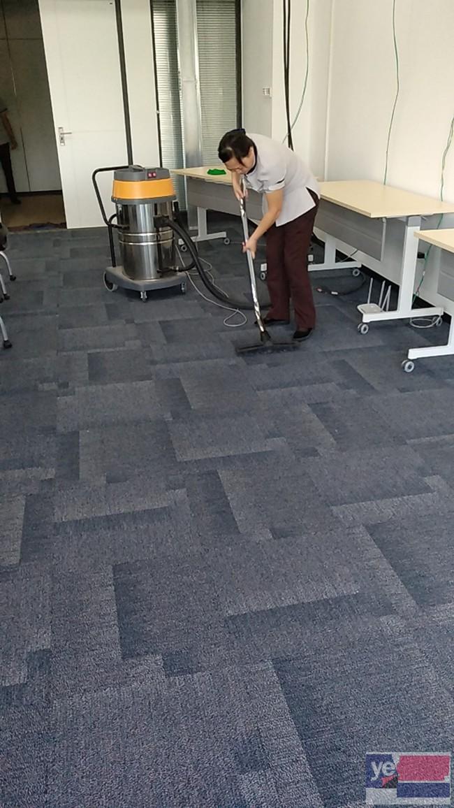 漳州龙文专业公司地毯清洗24小时全天服务