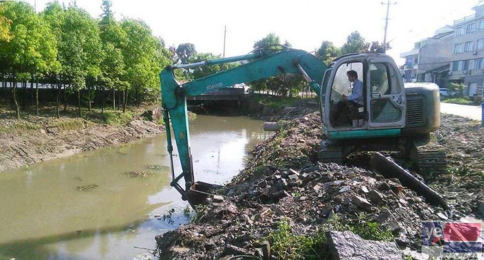 南平本地管道疏通公司,管道水泥堵塞顶管疏通